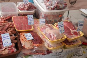 В Великих Луках открылась 10-я универсальная выставка (ФОТО)