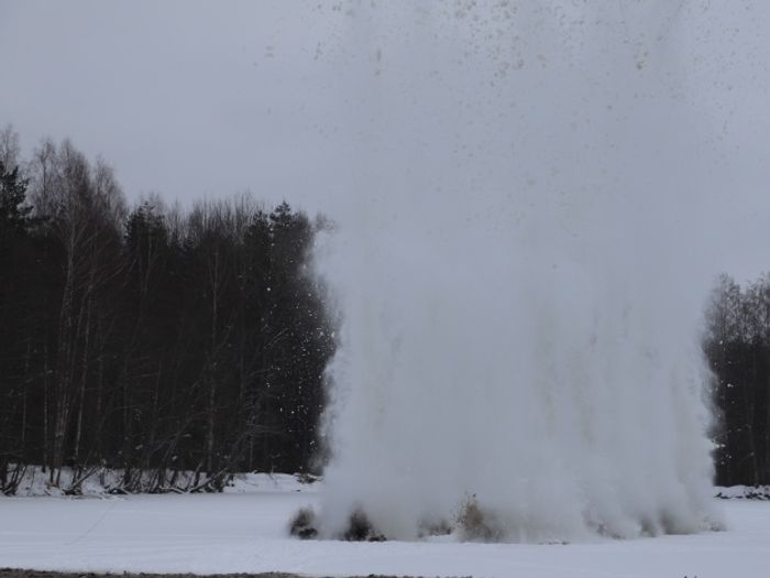 В МЧС готовятся к возможным подрывам льда на псковских реках (ФОТО)