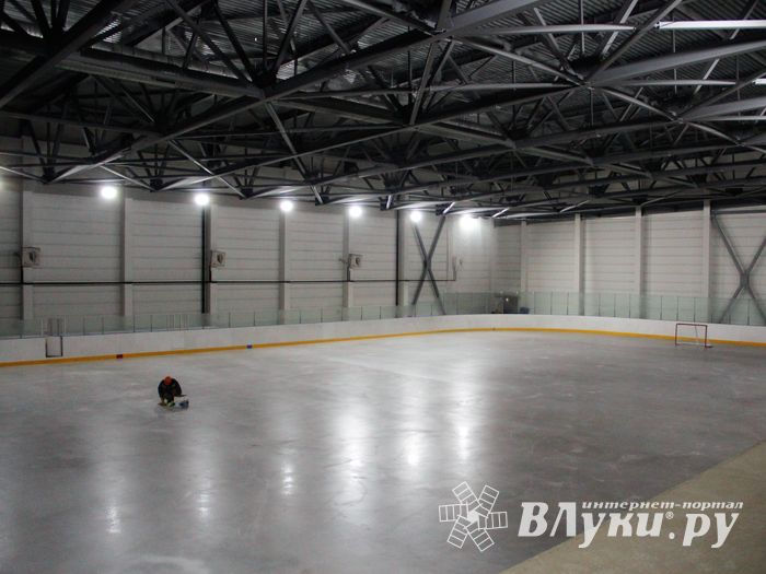 Утром Ведерников посетил Великие Луки (ФОТО)