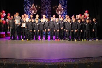 Лучших спортсменов и тренеров наградили в Великих Луках (ФОТО)