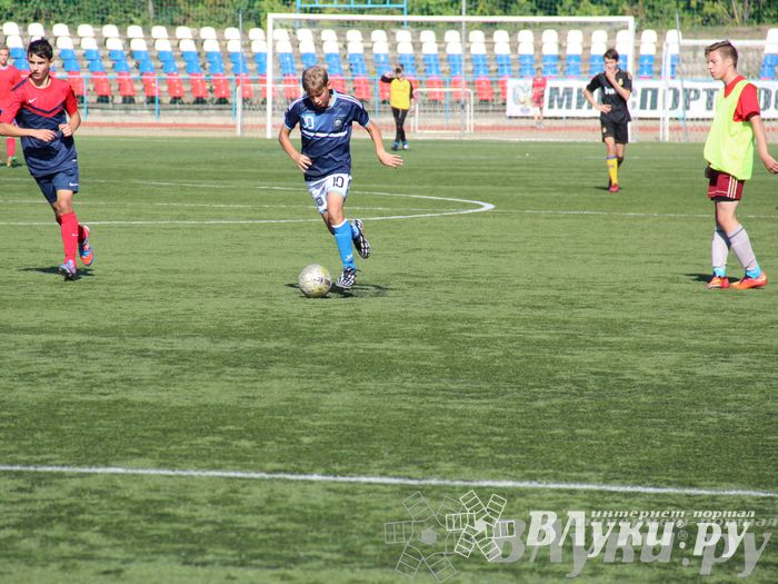 В Великих Луках завершился открытый турнир по футболу памяти М. Ф. Хренова (фото)