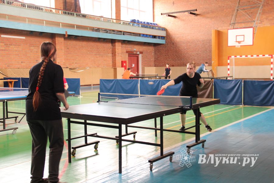 В Великих Луках прошел Кубок города по настольному теннису