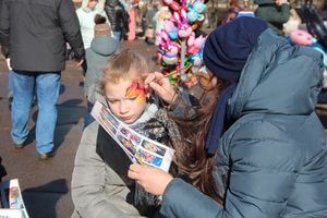 В Великих Луках широко отметили Масленицу (ФОТО)