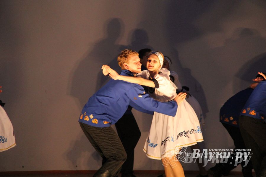 В Великих Луках отметили День России