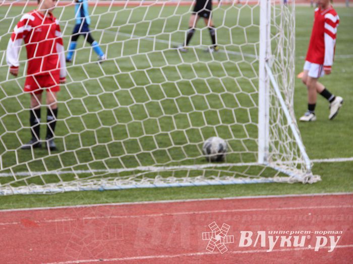 «Кожаный мяч» в Великих Луках