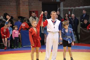 В Великих Луках проходит турнир самбистов (ФОТО)