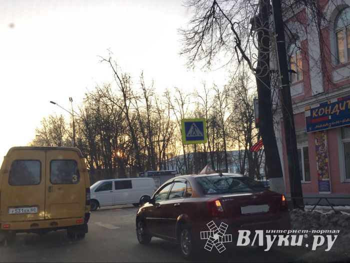 2 ДТП произошло в Великих Луках (ФОТО)