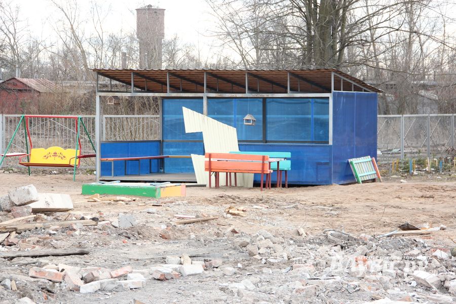 Строительство новой школы в Великих Луках — все идет по плану (ФОТО)