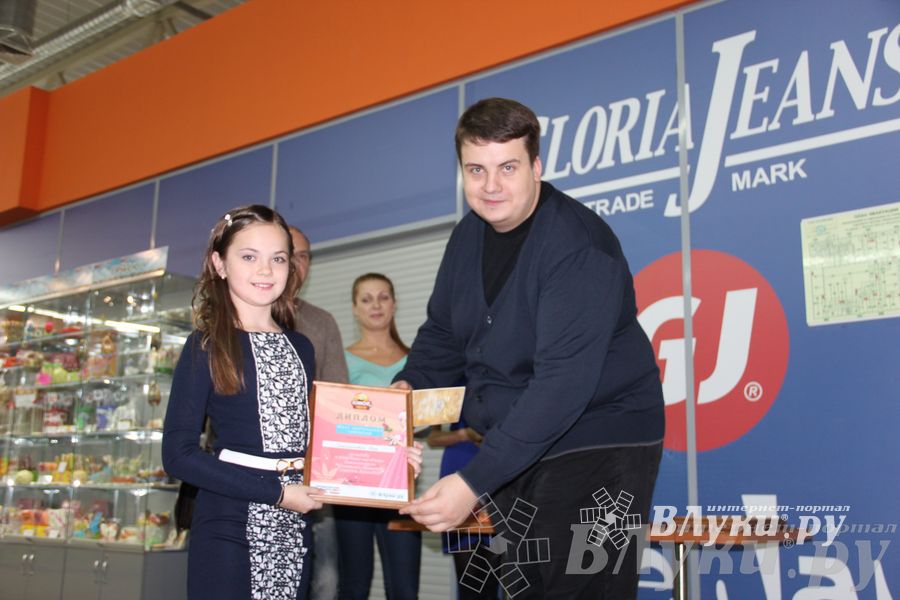 Названа победительница конкурса «Маленькая Красавица Великие Луки 2013»