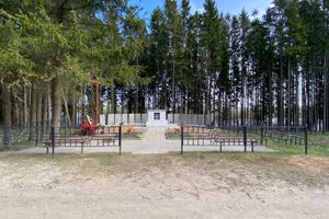 В Переслегино на воинском мемориале – новый памятник (ФОТО)