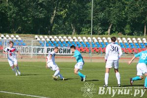 В Великих Луках состоялся матч «Луки-Энергия» — «Звезда» (Санкт-Петербург)
