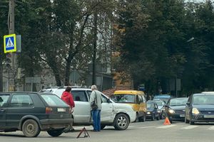 ДТП на перекрёстке Ленина-Некрасова (ФОТО)