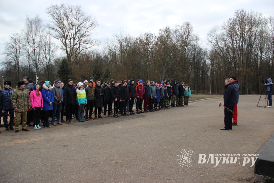 Стартовал легкоатлетический пробег Великие Луки – Чернушки (ФОТО)