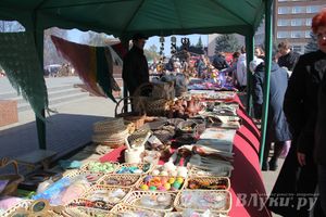 Универсальная торговая ярмарка «Весна-2015» прошла в Великих Луках (фото)