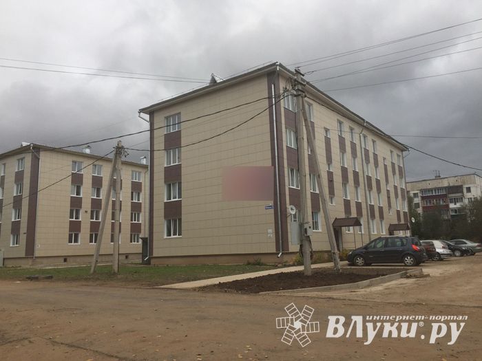 В Великих Луках ведутся работы по укладке газопровода — перекрыта дорога (ФОТО)