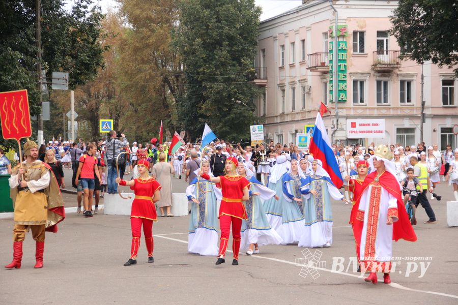 Лучшие мажоретки и барабанщицы награждены (ФОТО)