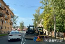 На проспекте Гагарина затруднено движение транспорта (ФОТО)