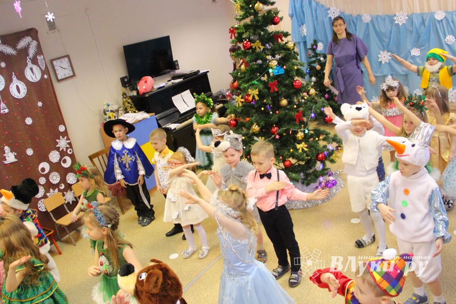 Волшебный новогодний утренник прошёл в детском саду №16 (ФОТО)