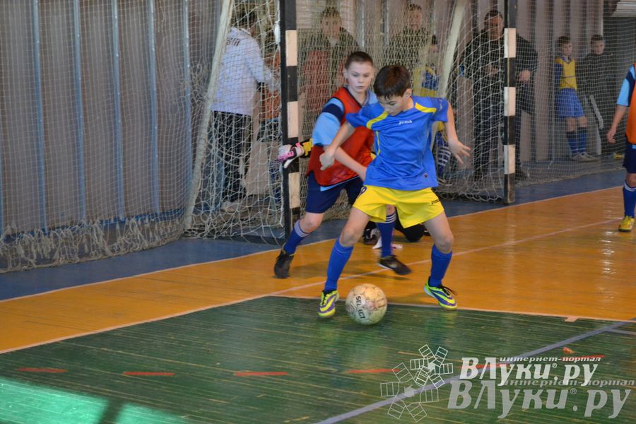 XII Традиционный Международный открытый турнир по мини-футболу среди юношей 2001-2002 г. р.