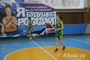 Великолучанки заняли первое место в дивизиональной игре «КЭС-Баскет» (фото)