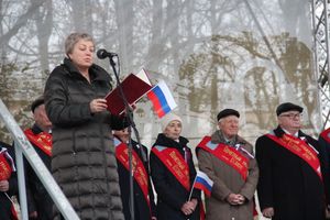 Митинг и праздничные гуляния в Великих Луках (ФОТО)