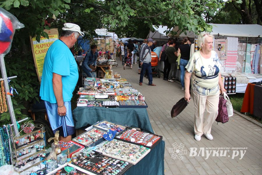Великолучане празднуют День города (ФОТО)