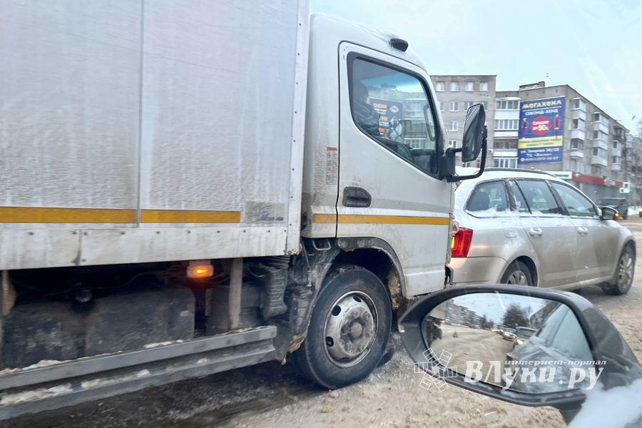 ДТП на перекрёстке Гагарина-Дьяконова (ФОТО)