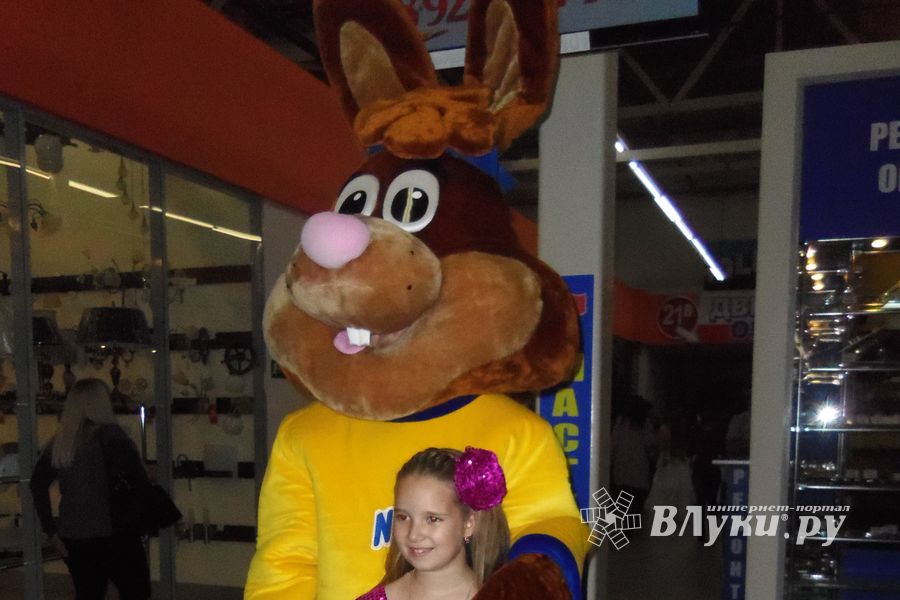 ТЦ «Апельсин» отметил три года