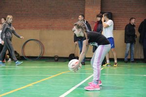 В Великих Луках прошли областные соревнования «Папа, мама, я - спортивная семья» (ФОТО)