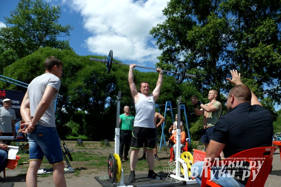 В Великих Луках прошел Всероссийский олимпийский день (фото)