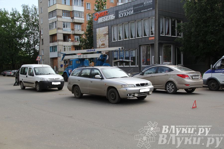 На перекрестке Дьяконова-Гагарина произошло ДТП (ФОТО)