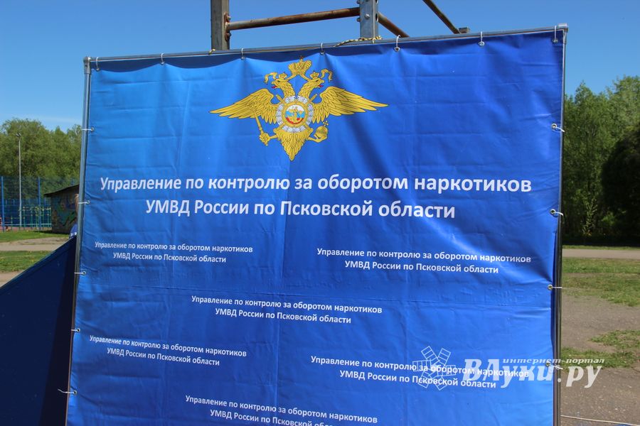 Спецназ «разгромил» на Дятлинке «банду»