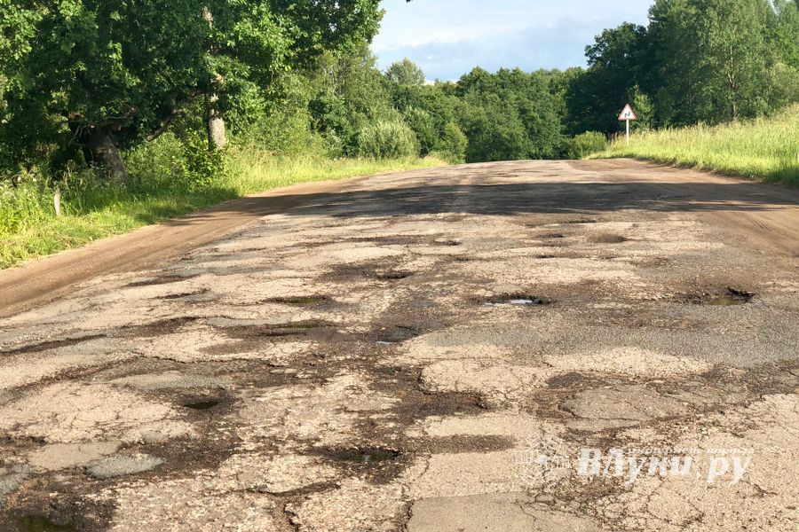 В Купуйской волости ремонтируют дорогу (ФОТО)