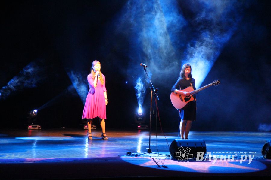 В Великих Луках состоялся финальный концерт медиа проекта «Новые Голоса на Новом Радио» (ФОТО)