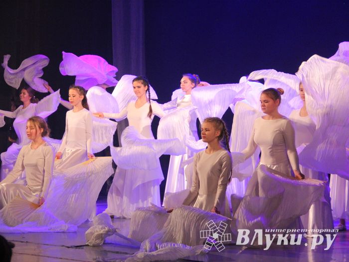 В ГДК им. Ленина встречают Новый год (ФОТО)