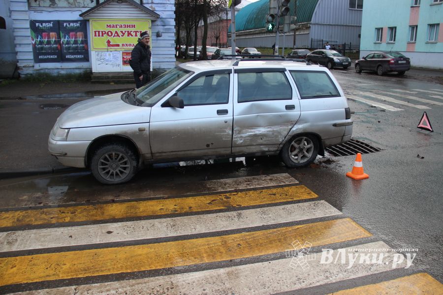 ДТП на перекрёстке Октябрьский-Первомайская (ФОТО)