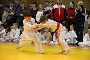 В Великих Луках прошли соревнования, посвященные памяти героев 6-й роты (ФОТО)