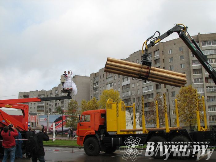 Международный конкурс профессионального мастерства «Лучший оператор гидроманипулятора – 2014»