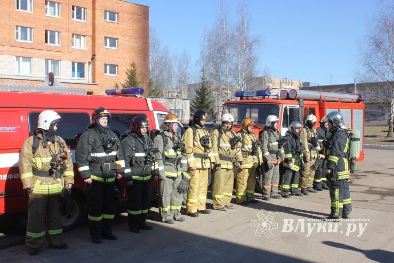 «Газодымозащитники» закрепили практические навыки (фото)