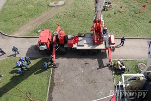 В Великих Луках прошли соревнования пожарных расчетов