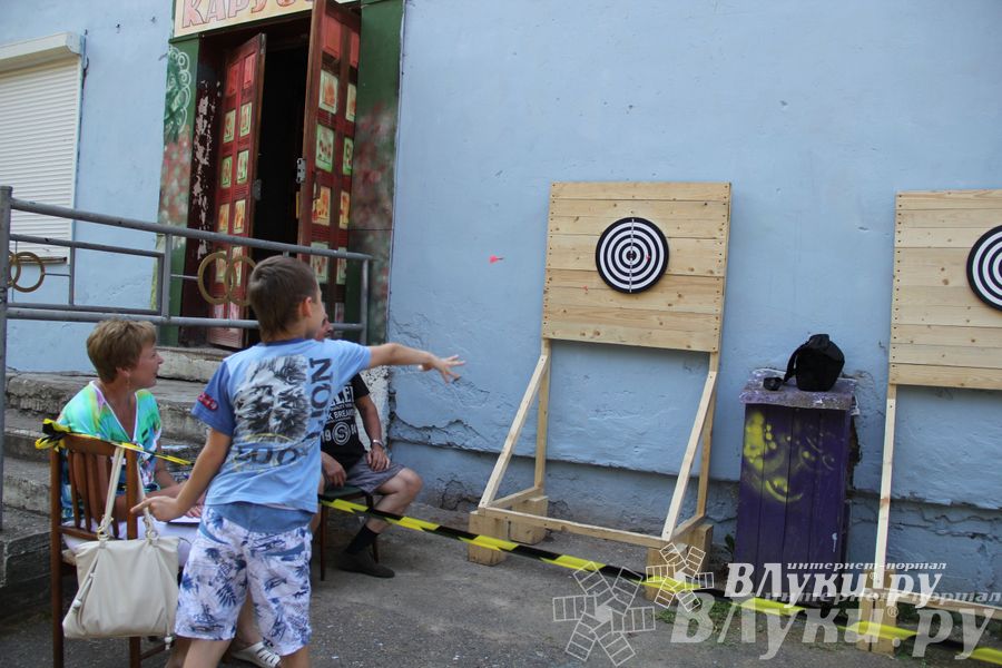 В Великих Луках отметили День физкультурника