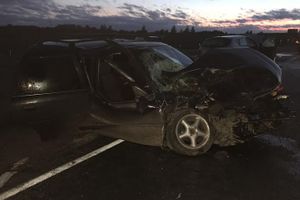 В Великих Луках произошло тройное ДТП (фоторепортаж)