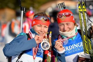 Россиянка выиграла серебро гонки преследования на этапе Кубка мира по биатлону (фото)