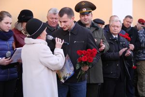 В школе №9 состоялось открытие мемориальной доски (фоторепортаж)