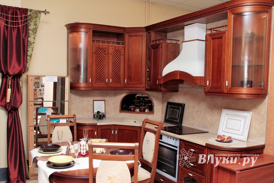 Скидки на диваны предлагает великолучанам «Оптима Мебель» (ФОТО)