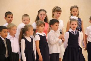 В школе №13 чествовали вчерашних учеников начальной школы (ФОТО)