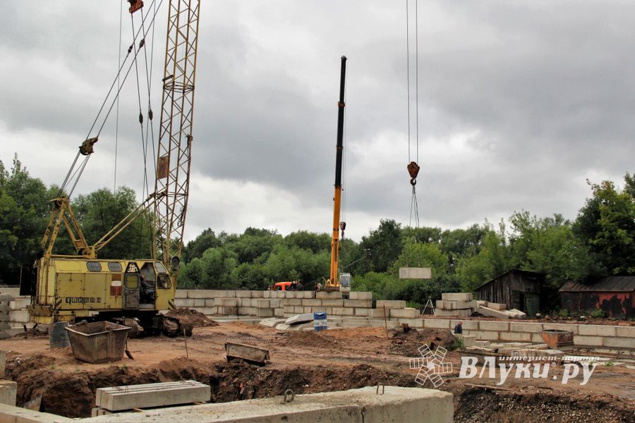 В Великих Луках построят новую 6-ю школу и начнут строить школу в районе ул. Герцена (ФОТО)