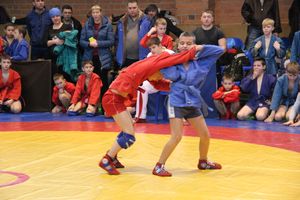 В Великих Луках проходит турнир самбистов (ФОТО)