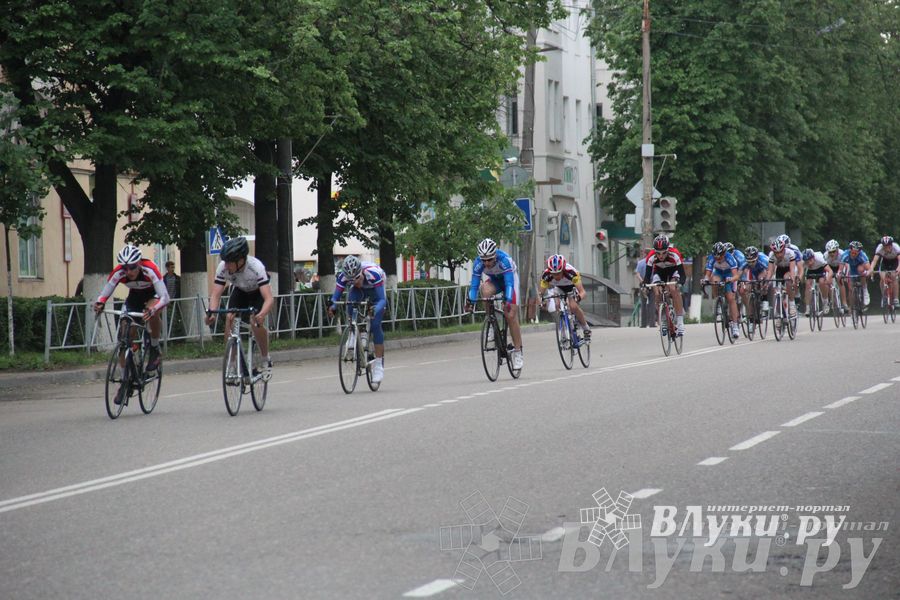 Гонка-критериум по велосипедному спорту