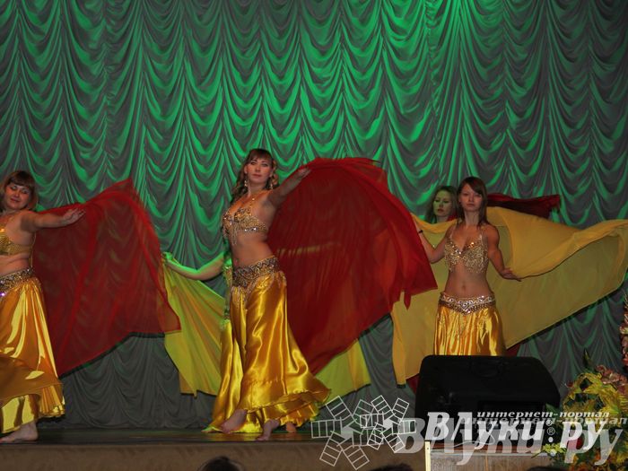 Танцевальный концерт «Восточные краски осени» прошел в музыкальной школе